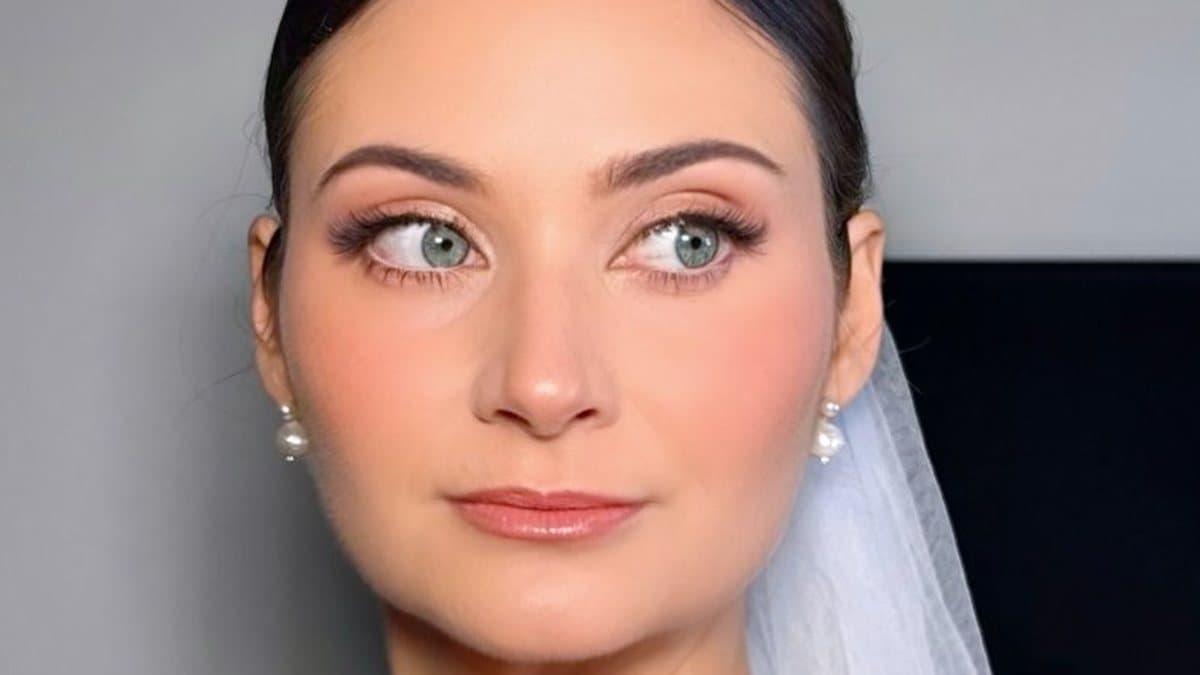 Bridal Makeup Timeline: 8 Essential Steps Every Scottsdale Bride Needs